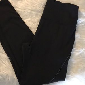 Athleta Cold Front Hybrid Run Tight